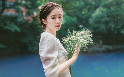 床上的缠绵场景无码